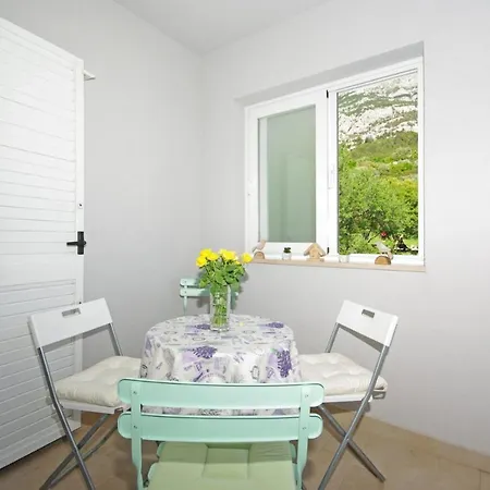 Apartment Quiet In Citty Center Makarska